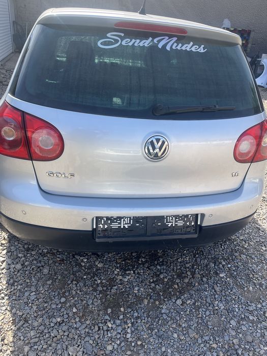 VW Golf 5 1.6i на части