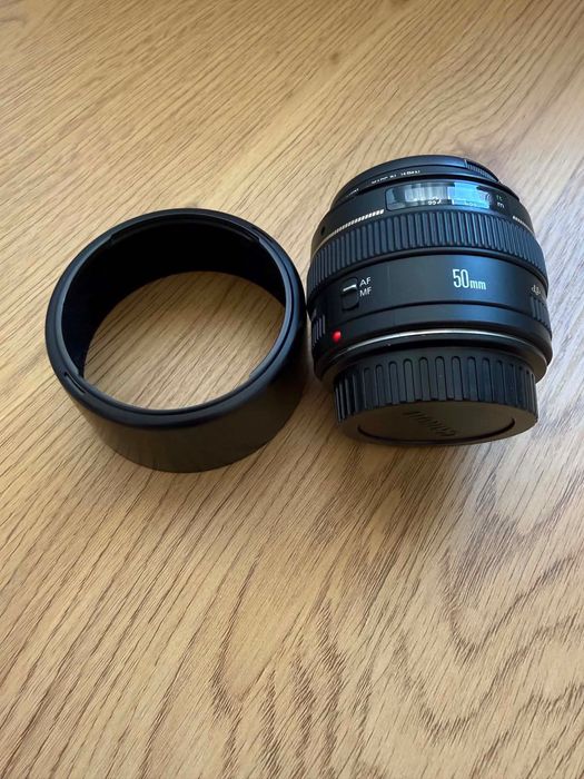 Obiectiv Canon 50mm f/ 1.4