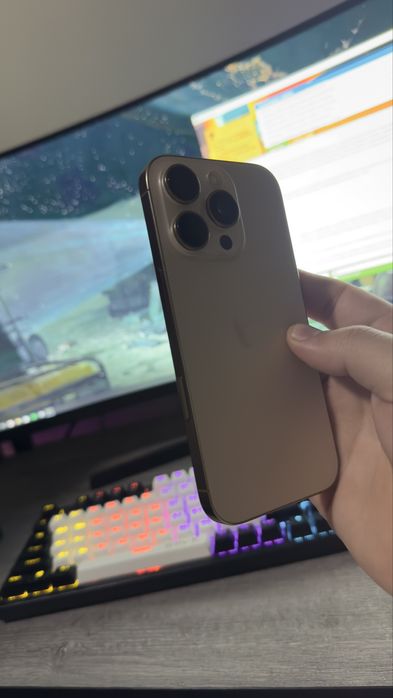 16 pro desert titanium