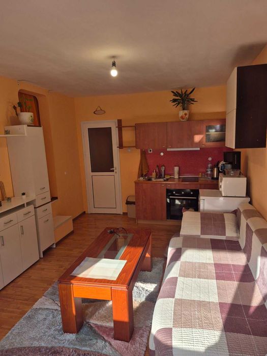 Дава се под наем Едностаен апартамент в Враца, Вежен - 49 кв.м за 229.5 € - Снимка #12