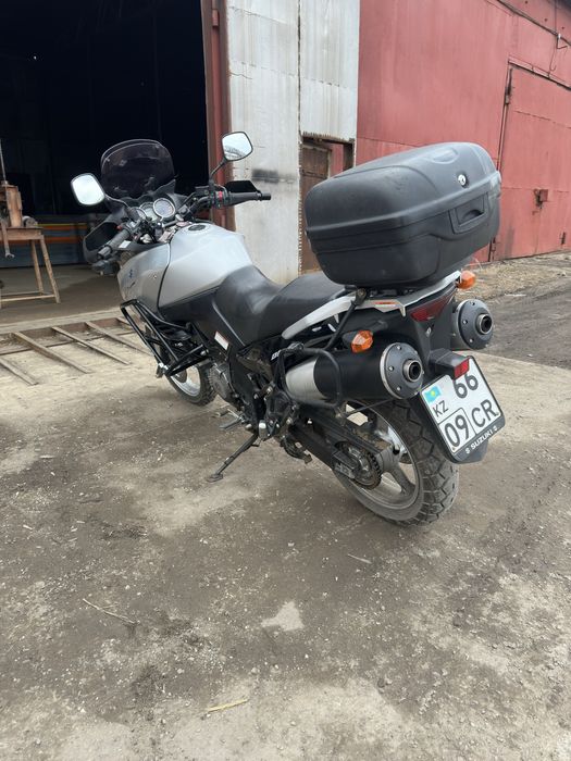 Suzuki V-strom DL 1000
