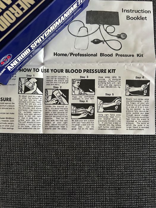 Апарат за измерване кръвно налягане- механичен