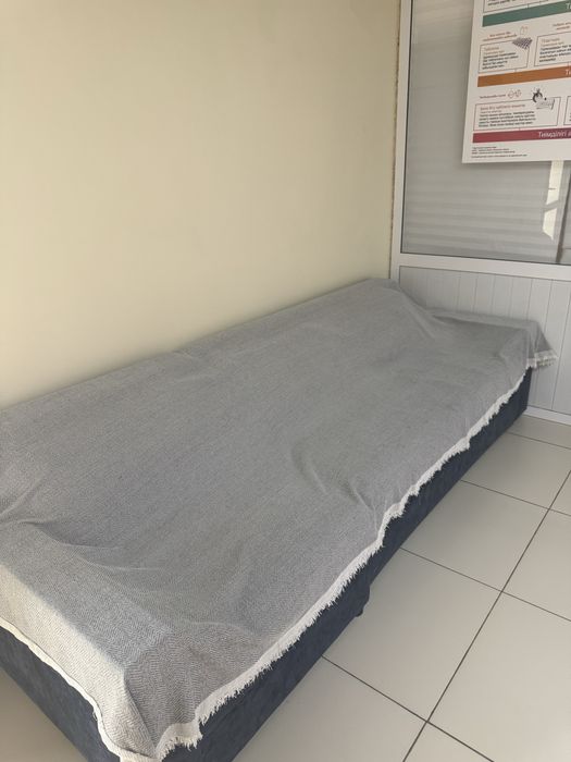 Диван б/у хорошем состояние