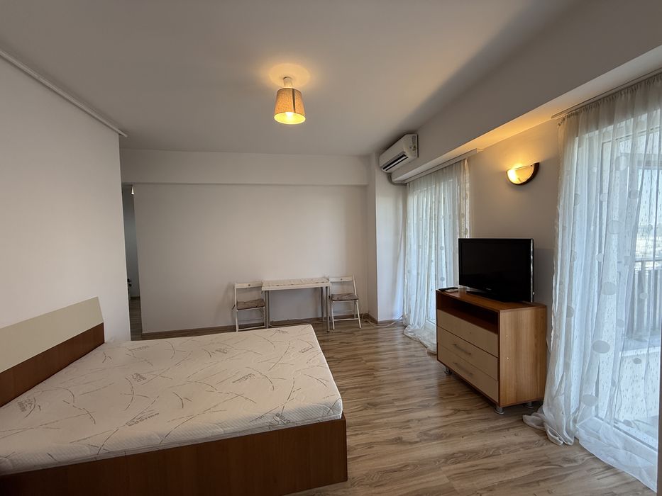 Garsoniera moderna in bloc nou centrala proprie la 3 minute de metrou