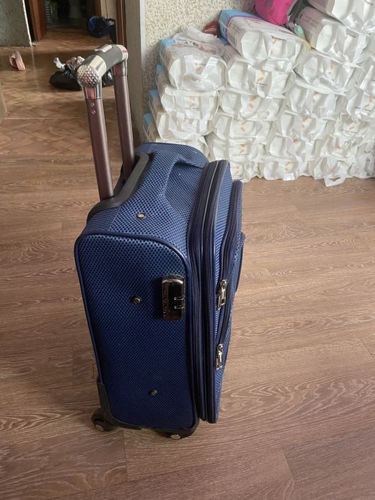 Чемодан чемодан