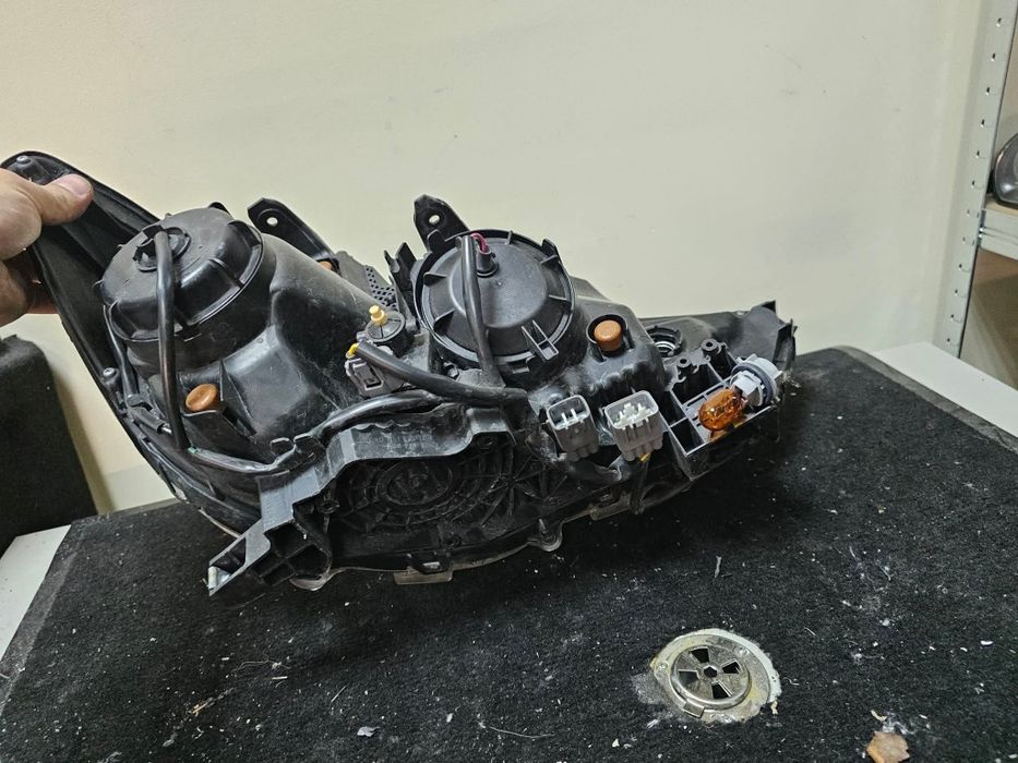 Ляв фар Mitsubishi ASX lqv far мицубиши асх