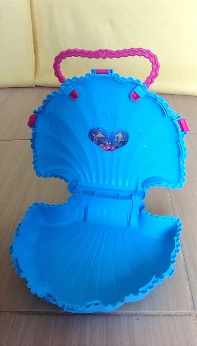 Мида-дом на малка русалка с обзавеждане - за игра