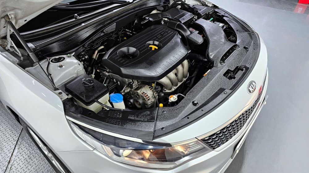 Kia K5 2.0Lpi autogeorge.com