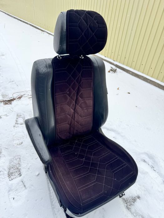 Кресла передние Lexus GX 470