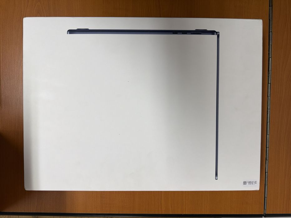 Apple Macbook Air 15” M4, 256gb/16gb  nou, sigilat