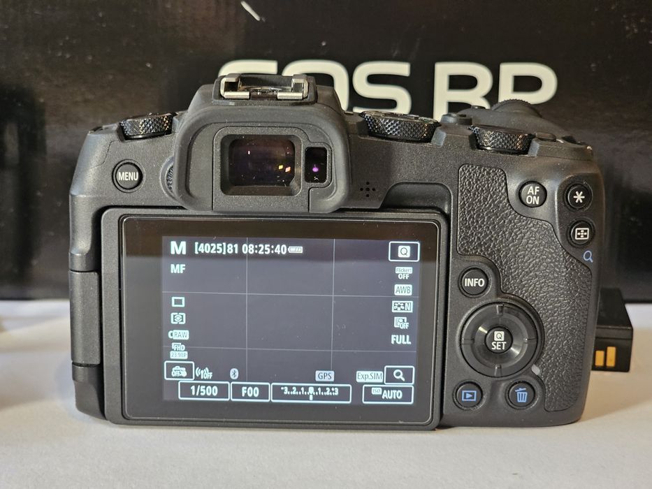 Canon EOS RP Full Frame