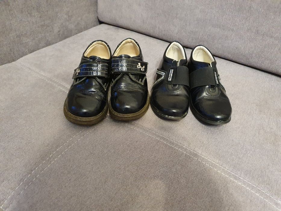 Продам детскую обувь