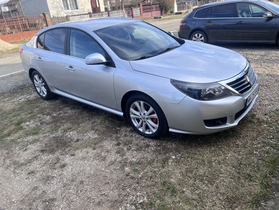 Renault latitude