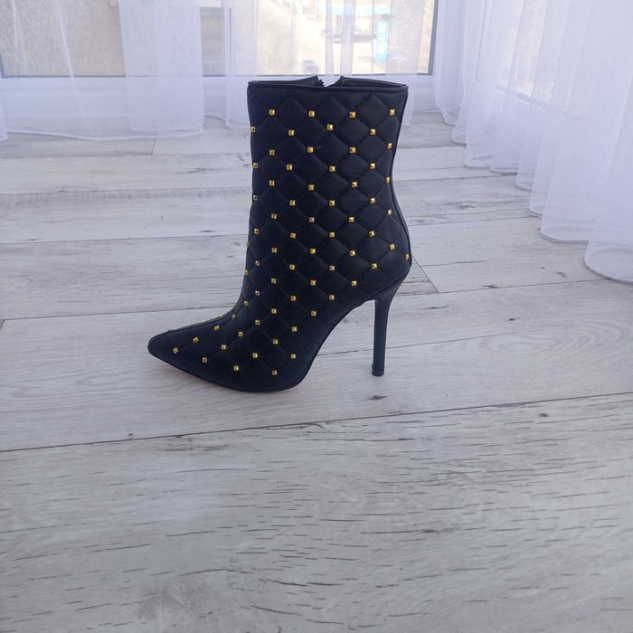 Сапоги весенние, Италия