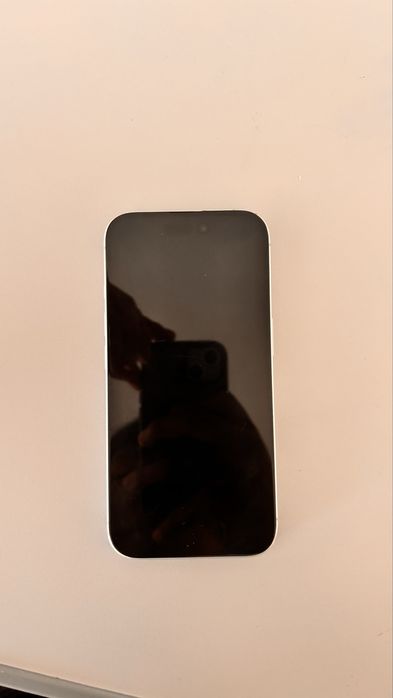 Продам айфон 16 128гб 92акб