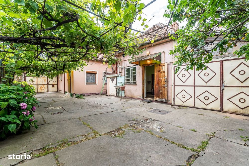 PREȚ NOU! Casă cu teren de 370 mp | Zona Funcționarilor - Arad