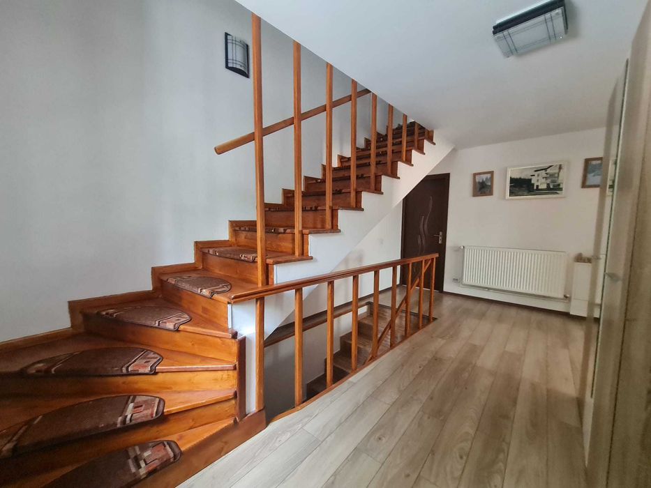 Inchiriez cabana in statiunea Ranca, Gorj, langa partia M1