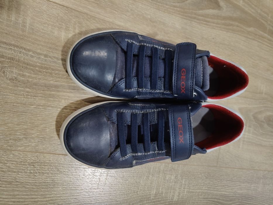 Маратонки за момче Geox