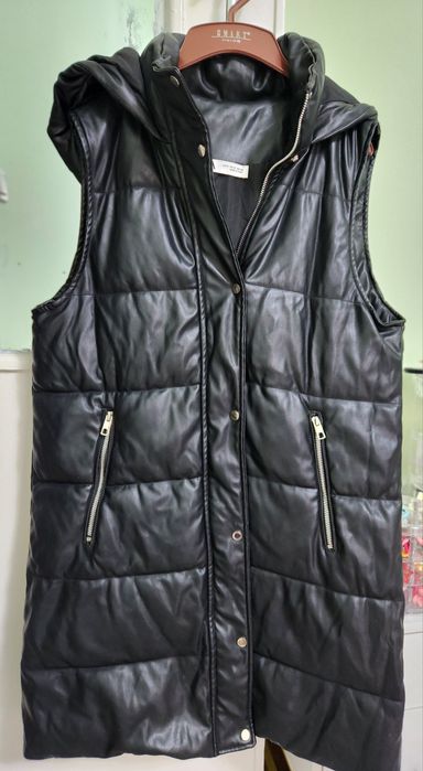 Безрукавка жилетка под Zara