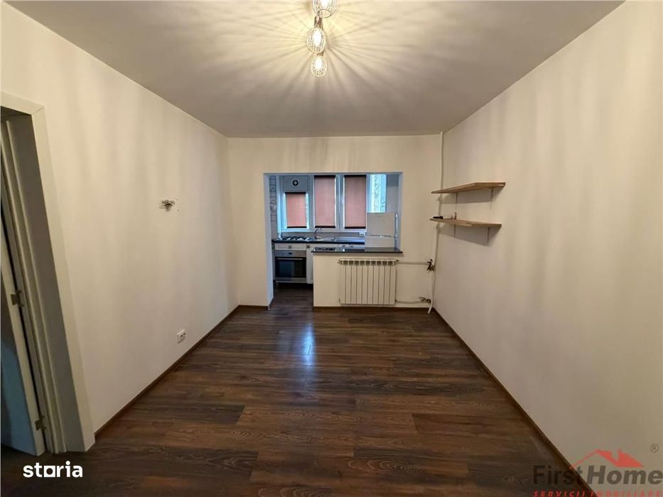 Garsoniera parter, de vanzare in zona Centrala - Bucegi - Sala Polival