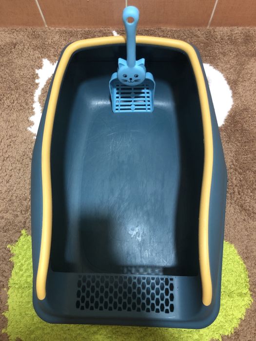 Продам кошачий лоток