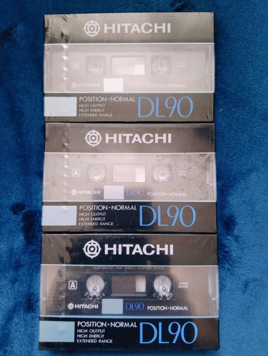 HITACHI DL90 компакт кассеты