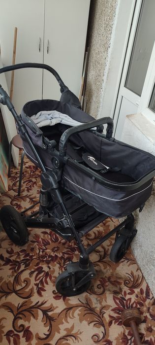 Коляска 10000 тенге