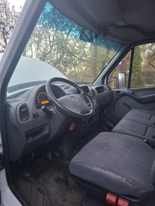 Mercedes Sprinter 411