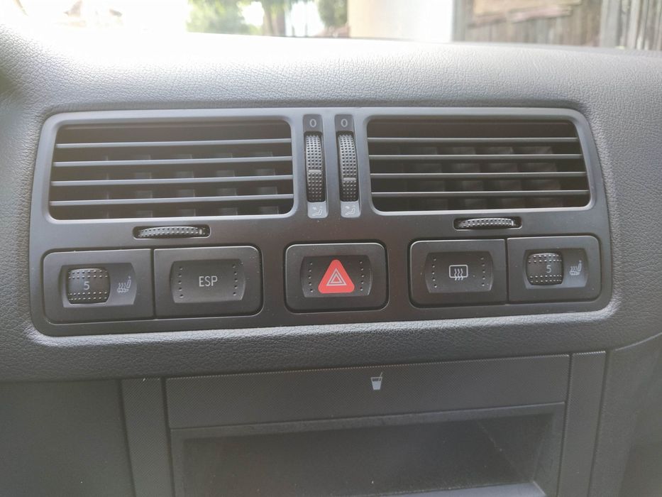 Bloc lumini Buton Avarii Dezaburire Luneta  ESP  Vw Bora Golf 4