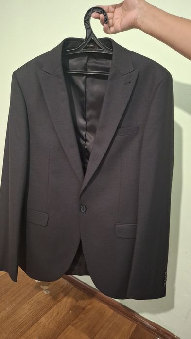 Продам костюм срочно!!!