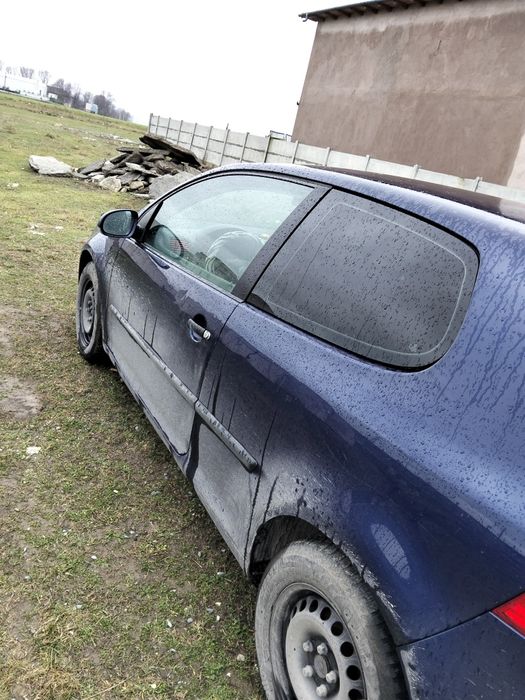 Vând, sau schimb golf 5