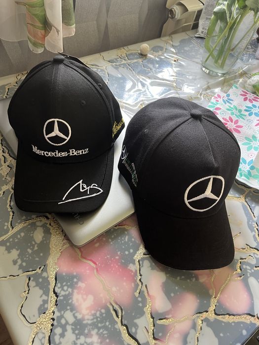 Кепки от мерседес