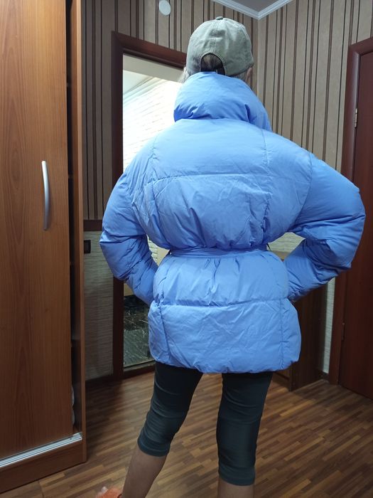 Пуховик женский продаю