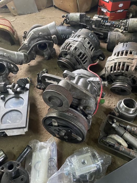 Части за ивеко 5912,4912,3510,водна помпа висящ лагер накладки