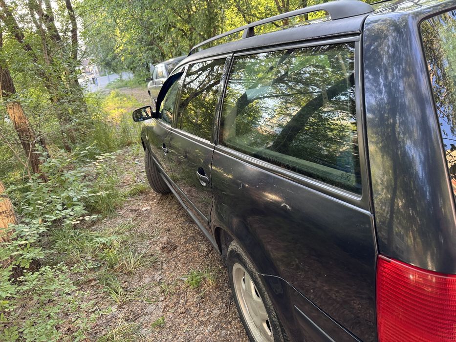 Продам машину пассат б5