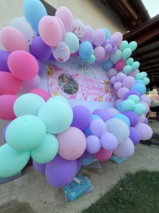 Standuri vată, popcorn, limonadă și arcadă baloane – petreceri