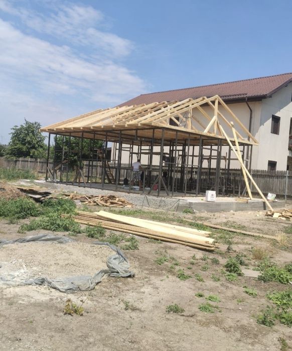 Vand case modulare la cheie