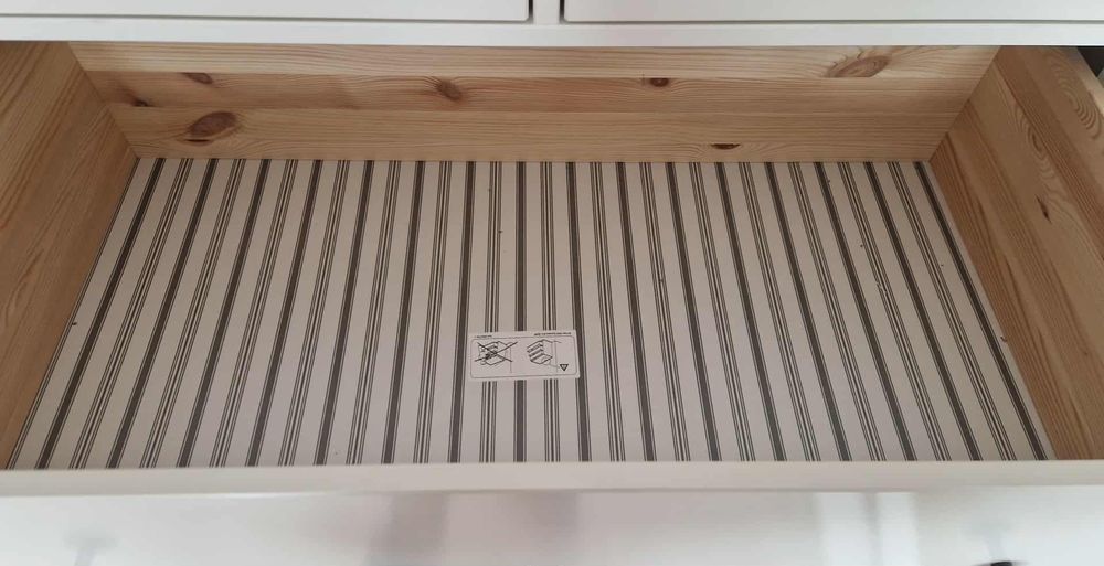 Бял скрин Икеа Hemnes