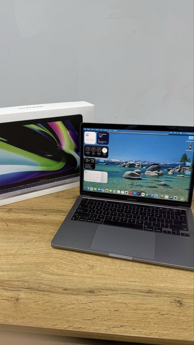 Macbook pro m2 ideal