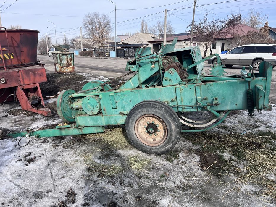 Пресс подборщик тюковой ПТ-165