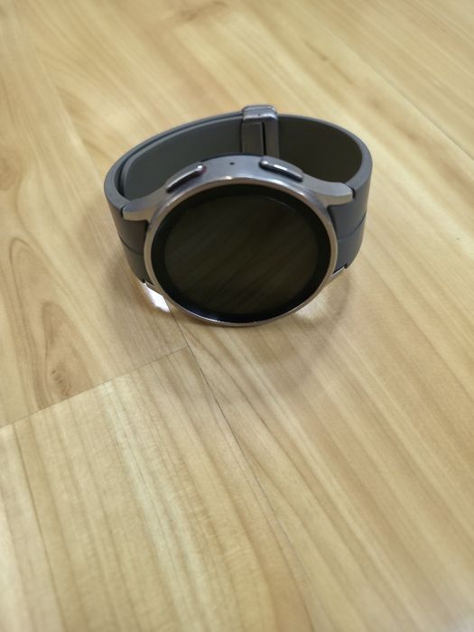 3 телефона на iPhone 17 pro