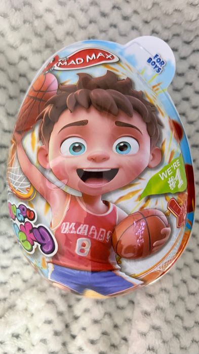 Ou cu jucarii surpriza