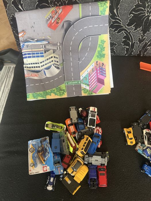 Комплекти HOTWEELS