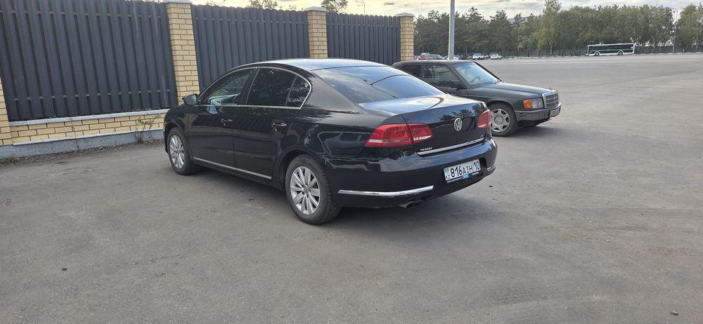 Продам    машину