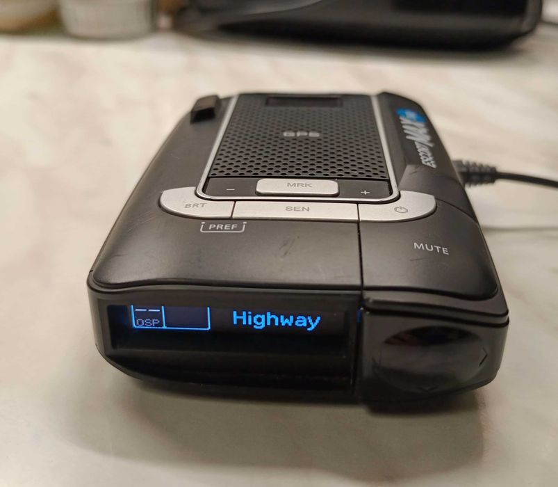 Detector radar  Escort Max 360 sageti bluetooth ecran oled