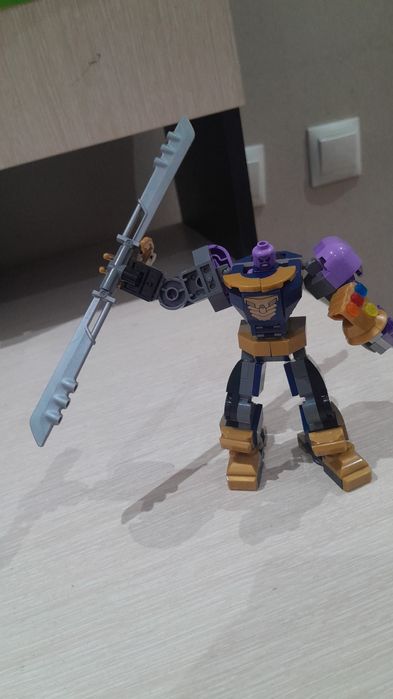 Лего танос оригенал