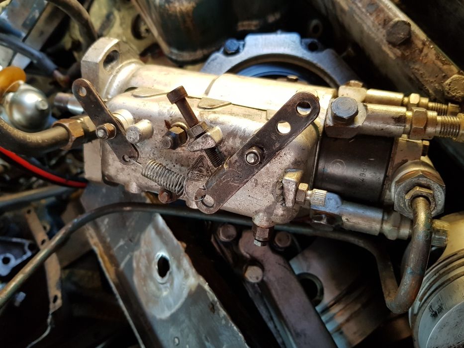 Горивна помпа ГНП лява посока