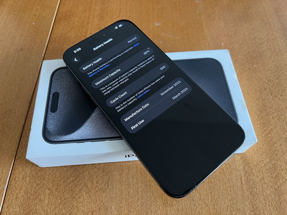 iPhone 15 Pro Max 256GB Black Titanium - пълен комплект