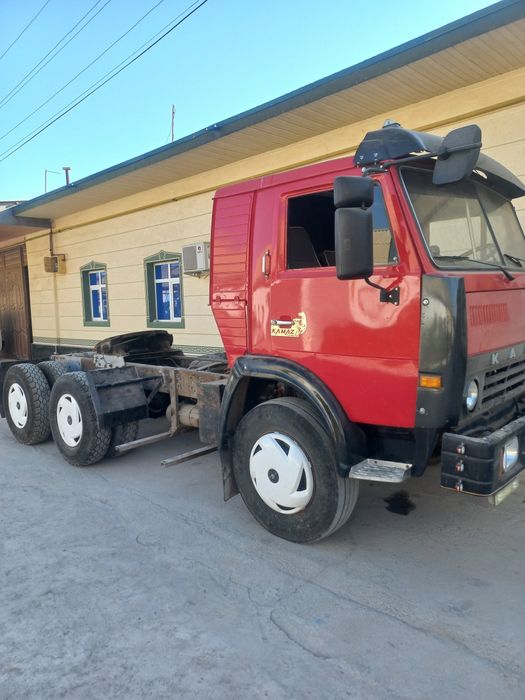 Kamaz tegach sotiladi