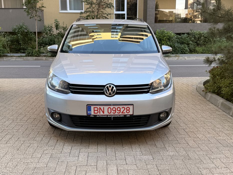 VW  touran 2012 AUTOMAT